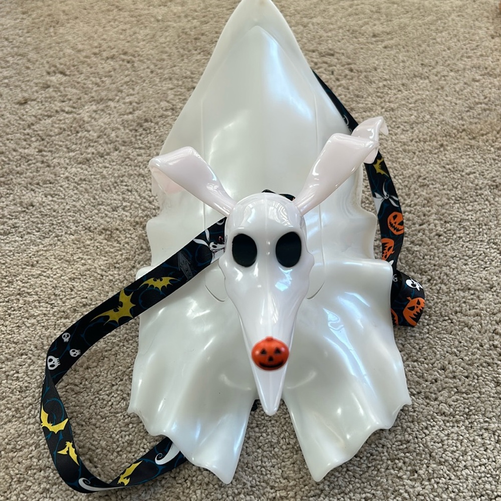 Disney Zero Popcorn Bucket